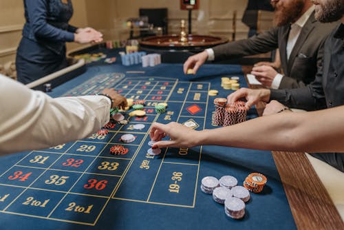 Jogos ao vivo, jackpots e casino online Felixspin